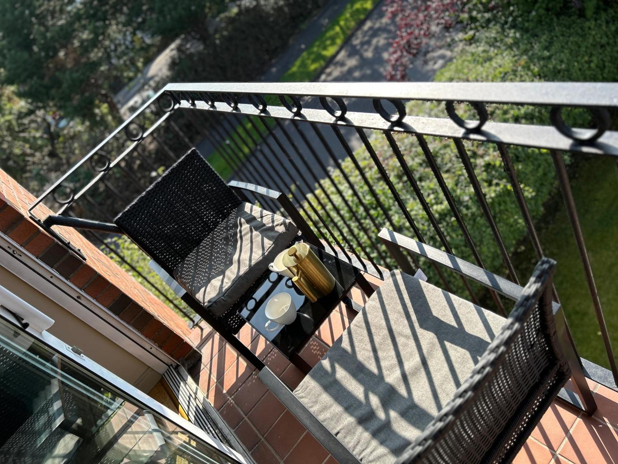 Belfast - Relax & Unwind In Our Skyline Retreat - 3 Bedroom Apartment With Parking Exteriör bild