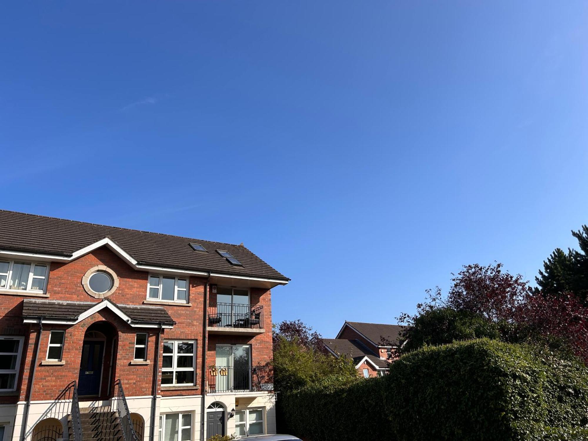 Belfast - Relax & Unwind In Our Skyline Retreat - 3 Bedroom Apartment With Parking Exteriör bild